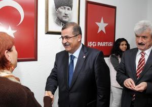 Profesör Fuat Bozkurt İşçi Partisi'ne üye oldu